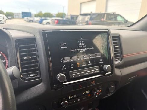 Used 2022 Nissan Frontier Pro-X RWD image 22