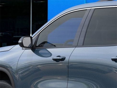 New 2026 Chevrolet Traverse LT w/ Driver Confidence Package image 12