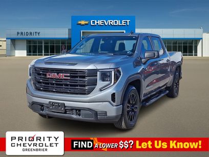 Used 2023 GMC Sierra 1500 Pro w/ Graphite Edition