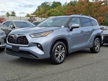 Used 2022 Toyota Highlander XLE