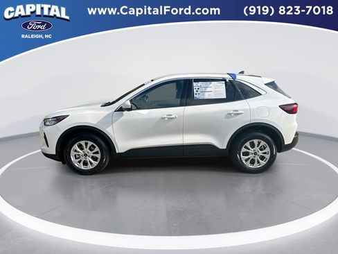 Certified 2023 Ford Escape Active w/ Tech Pack #2 image 5
