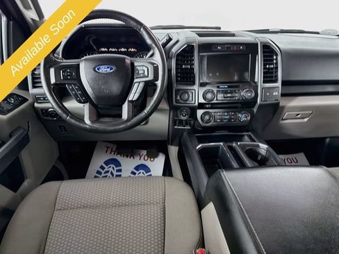 Used 2017 Ford F150 XLT w/ Equipment Group 302A Luxury AWD/4WD image 21
