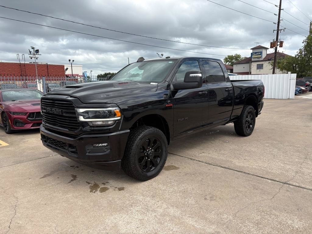 Used 2023 RAM 2500 Laramie w/ Night Edition AWD/4WD image 3