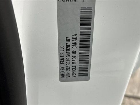 New 2026 Chrysler Pacifica Limited image 23