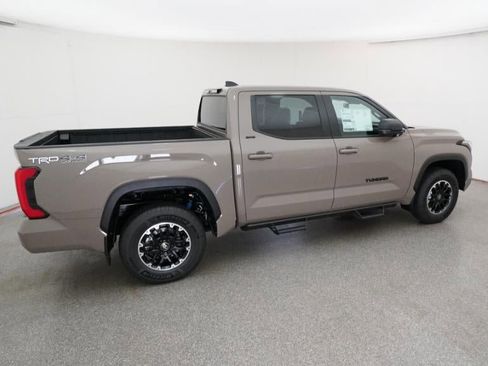 New 2026 Toyota Tundra SR5 AWD/4WD image 10