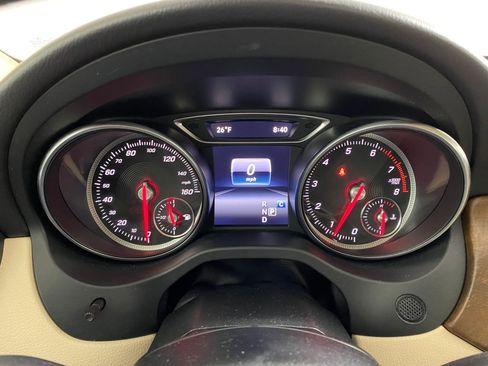 Used 2018 Mercedes-Benz GLA 250 image 17