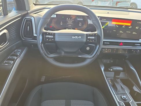New 2026 Kia Sorento LX image 13
