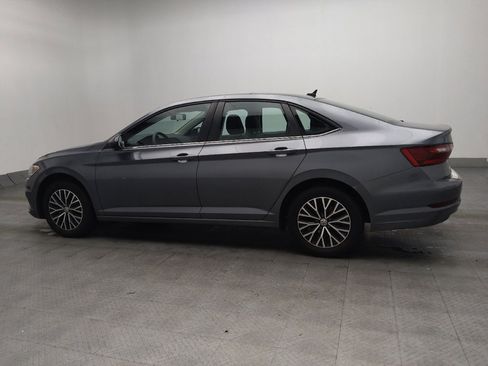 Used 2021 Volkswagen Jetta SE w/ SE Cold Weather Package FWD image 3