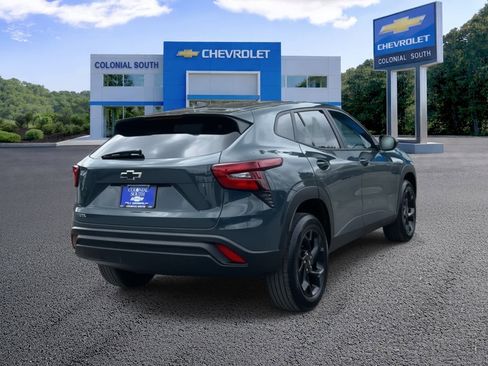 Certified 2025 Chevrolet Trax LS w/ LS Convenience Package image 6