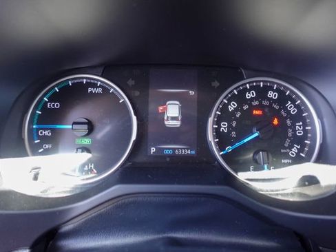 Certified 2021 Toyota RAV4 LE AWD/4WD image 16