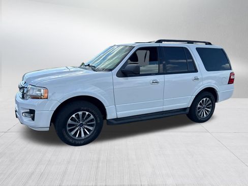 Used 2017 Ford Expedition XLT AWD/4WD image 5