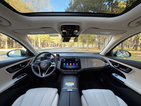 Used 2026 Mercedes-Benz E 350 Sedan image 2