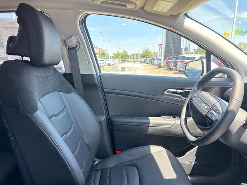 New 2026 Kia Sportage SX AWD/4WD image 11