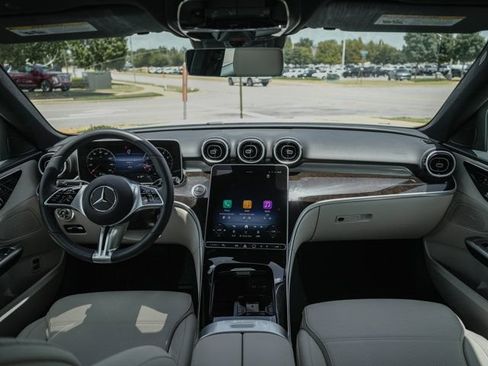 Certified 2025 Mercedes-Benz C 300 4MATIC Sedan image 18
