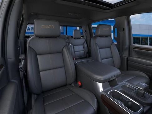 New 2026 Chevrolet Silverado 1500 High Country AWD/4WD image 16