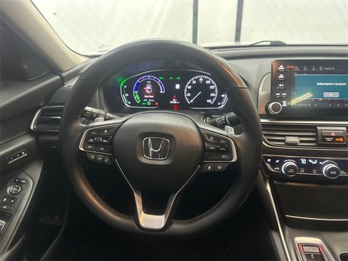 Used 2019 Honda Accord Touring image 25