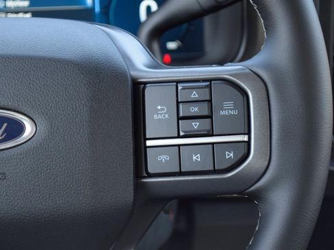 New 2026 Ford F250 Lariat w/ FX4 Off-Road Package image 10