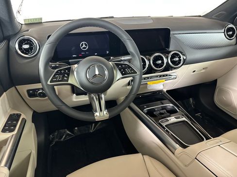 New 2026 Mercedes-Benz GLA 250 4MATIC image 25