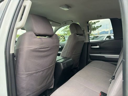 Used 2018 Toyota Tundra SR5 w/ SR5 Upgrade Package AWD/4WD image 20