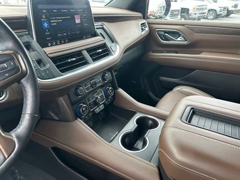 Used 2021 Chevrolet Tahoe High Country AWD/4WD image 11