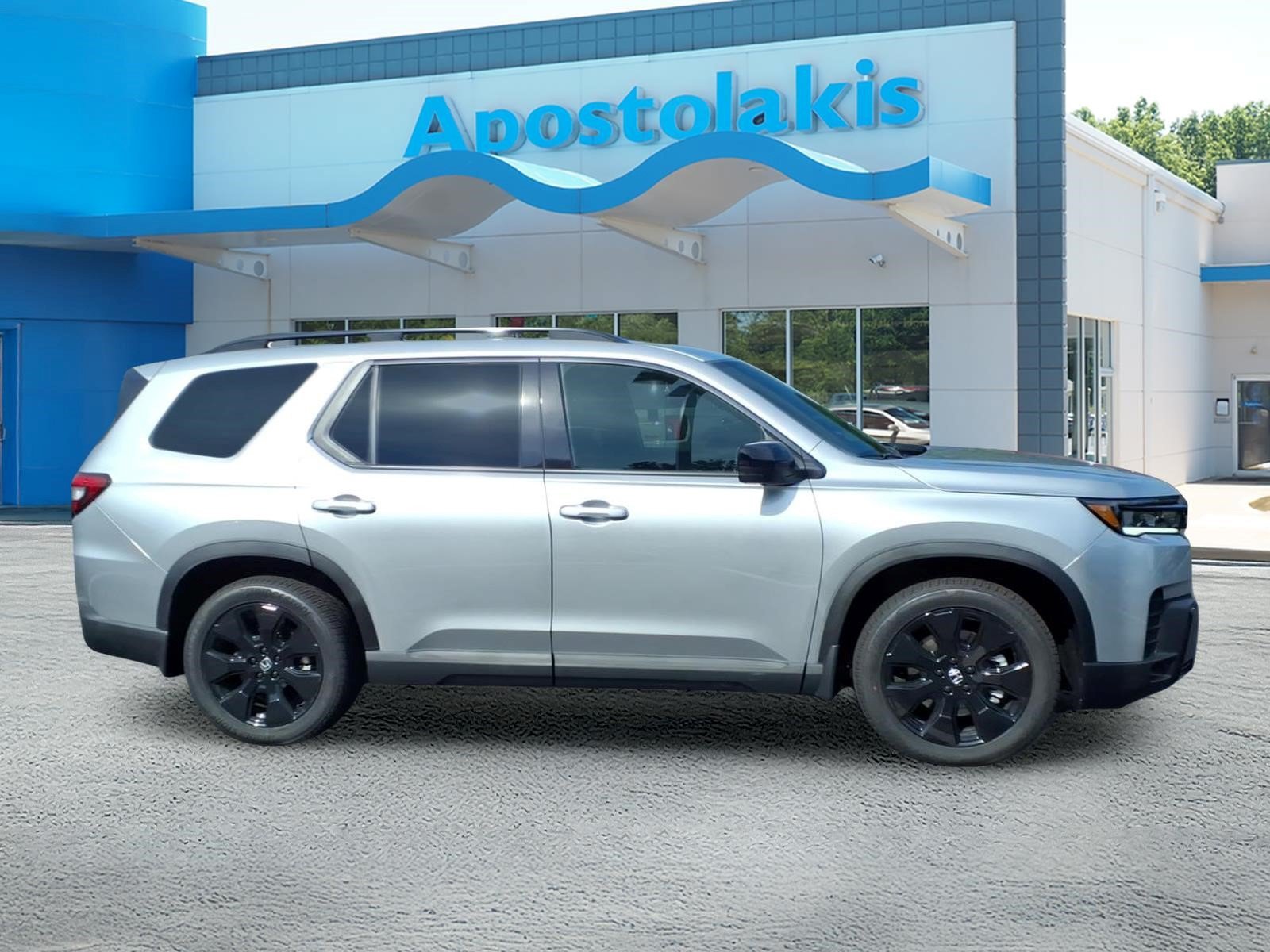 New 2026 Honda Pilot Black Edition image 2