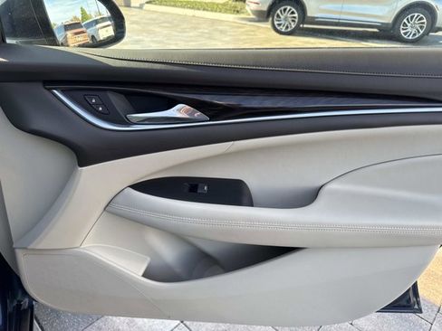 Used 2017 Buick LaCrosse Preferred image 18