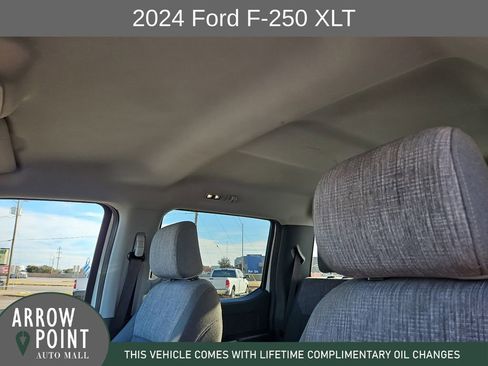 Used 2024 Ford F250 XLT image 22