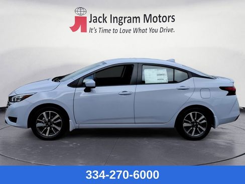 New 2025 Nissan Versa SV w/ Trunk Package image 2