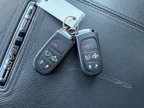 Used 2017 RAM 1500 Limited image 31