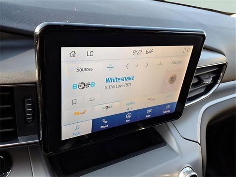 Used 2022 Ford Explorer XLT w/ Equipment Group 202A image 22