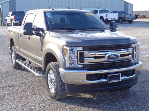 Used 2019 Ford F250 XLT image 5