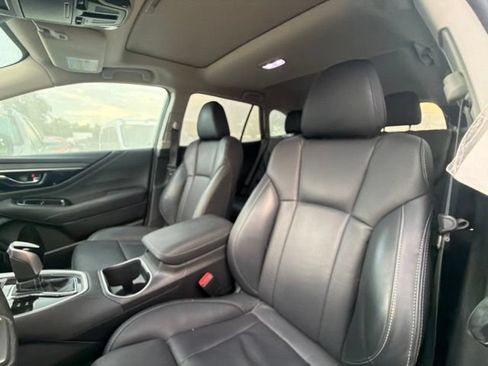 Used 2024 Subaru Outback Limited XT AWD/4WD image 4
