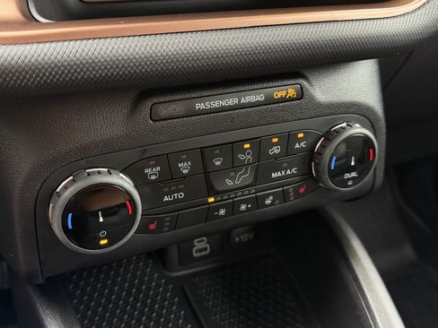Certified 2023 Ford Bronco Sport Outer Banks AWD/4WD image 22