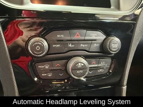 Certified 2023 Chrysler 300 S w/ Comfort Group RWD image 15