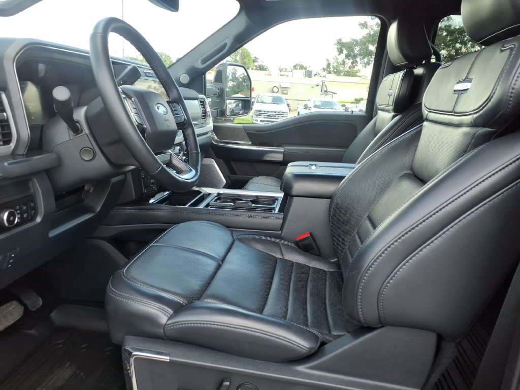 Used 2025 Ford F250 Platinum AWD/4WD image 24