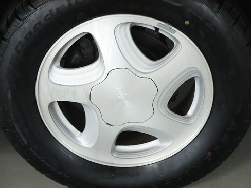 Used 2004 Chevrolet Monte Carlo SS w/ Preferred Equipment Group image 36