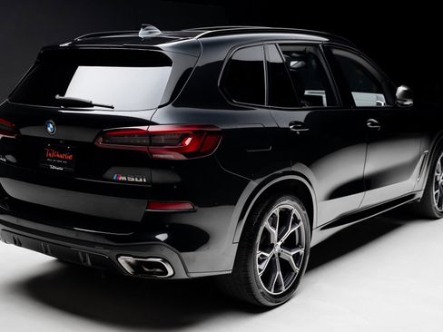 Used 2023 BMW X5 M50i w/ Executive Package image 33