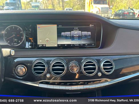 Used 2016 Mercedes-Benz S 550 Sedan image 25
