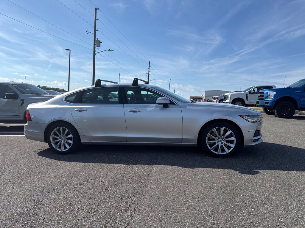 Used 2018 Volvo S90 T6 Momentum w/ Convenience Package AWD/4WD image 1