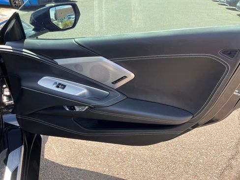 Used 2023 Chevrolet Corvette Stingray Premium Conv w/ Z51 Performance Package RWD image 13