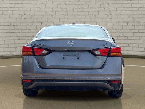 Used 2023 Nissan Altima 2.5 SV FWD image 6