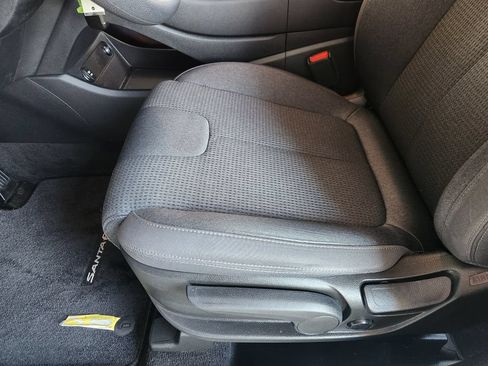 Used 2023 Hyundai Santa Fe SE FWD image 23