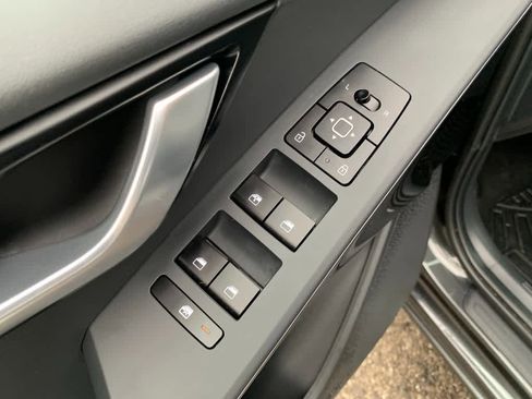 Used 2025 Kia Niro EX image 21