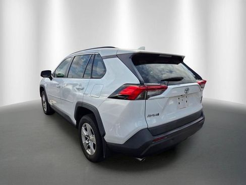 Used 2021 Toyota RAV4 XLE FWD image 6