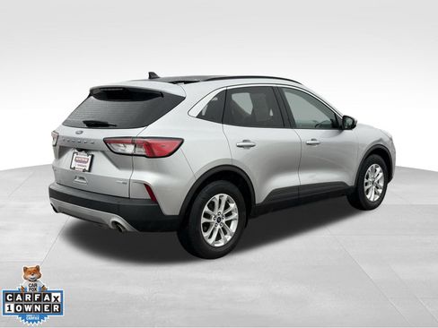 Used 2020 Ford Escape SE image 5