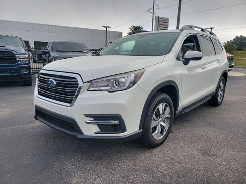 Used 2022 Subaru Ascent Premium w/ Convenience Package image 3