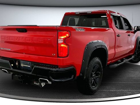 Used 2019 Chevrolet Silverado 1500 LT Trail Boss AWD/4WD image 6