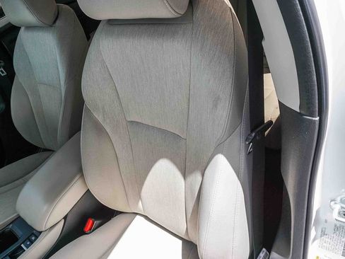 Used 2023 Honda Accord EX image 21