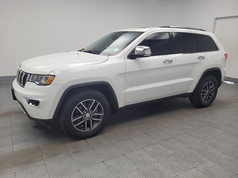 Used 2018 Jeep Grand Cherokee Limited image 2