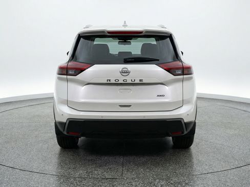 Used 2025 Nissan Rogue SV AWD/4WD image 7
